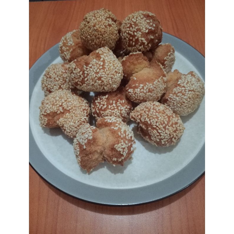 

isi 250 gram Onde onde ketawa super renyah empuk full wijen