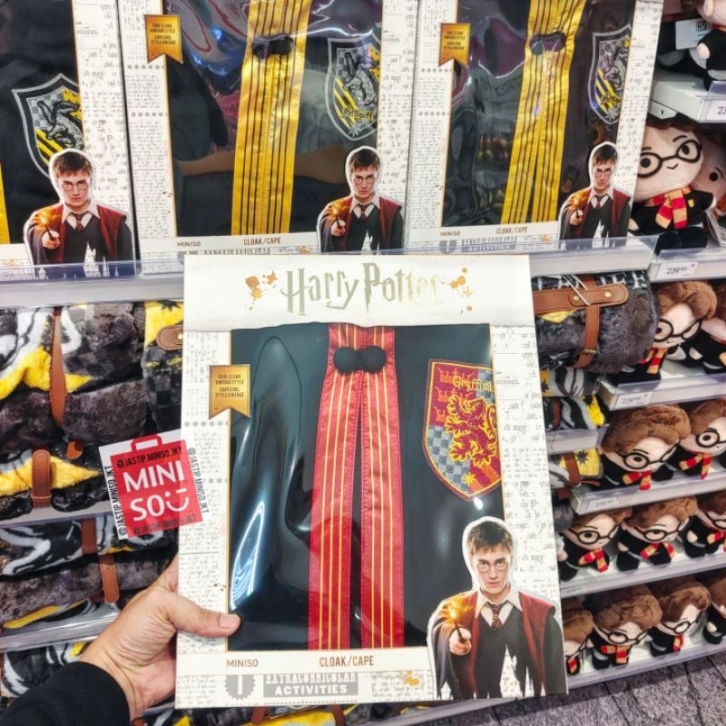 MINISO 🆕 Harry Potter Cloak / Jubah HARRY POTTER Collection (145x88cm) GRYFFINDOR / HUFFLEPUFF / SLY