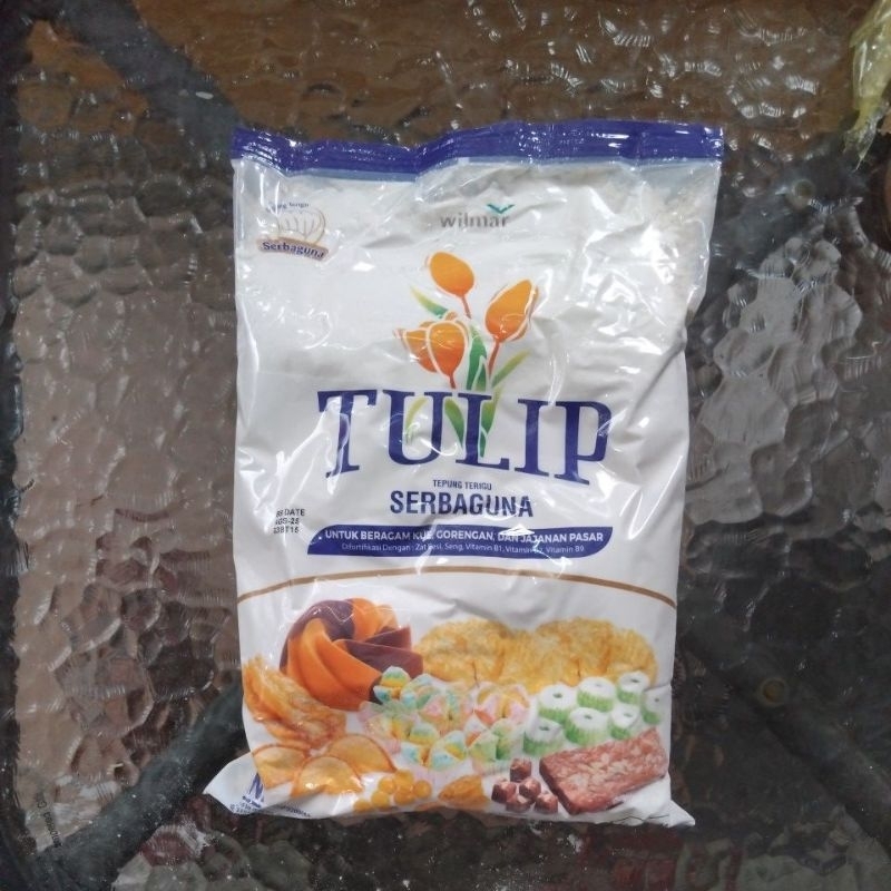 

TULIP Tepung terigu serba guna 1 kg