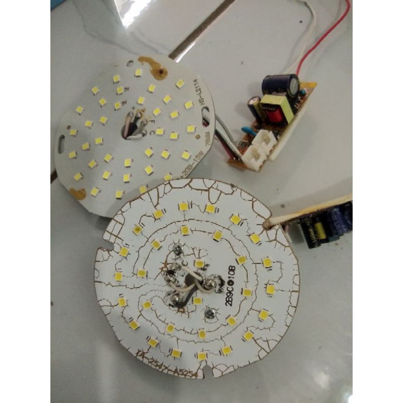 Driver/mesin Lampu Emergency kondisi led mati driver on