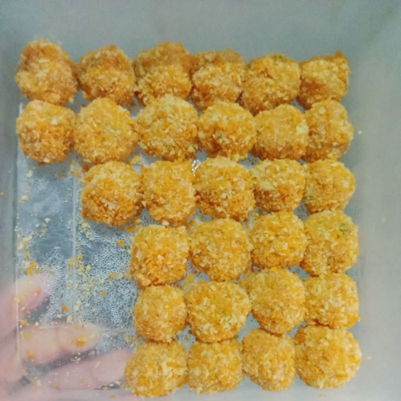 

Bola bola ayam (bolyam)