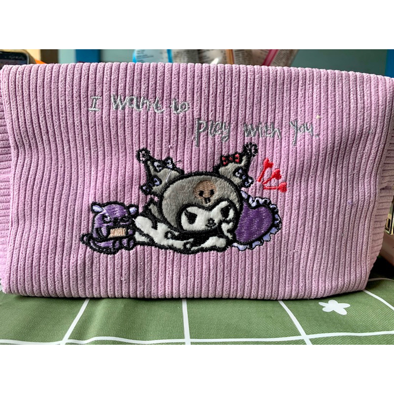 

pouch kosmetik / tempat pensil sanrio