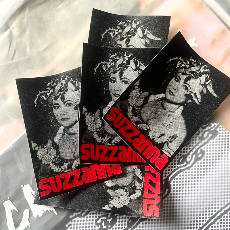 

STICKER SUZZANNA - RATU ILMU HITAM