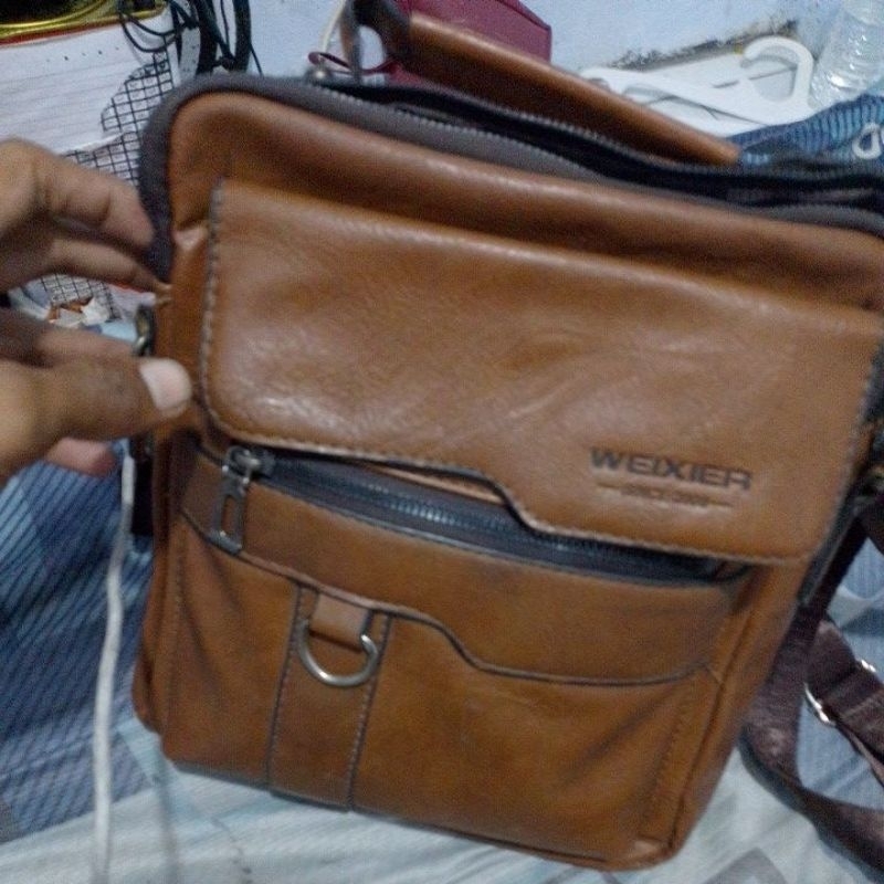 Weixier Tas Selempang Kulit Coklat