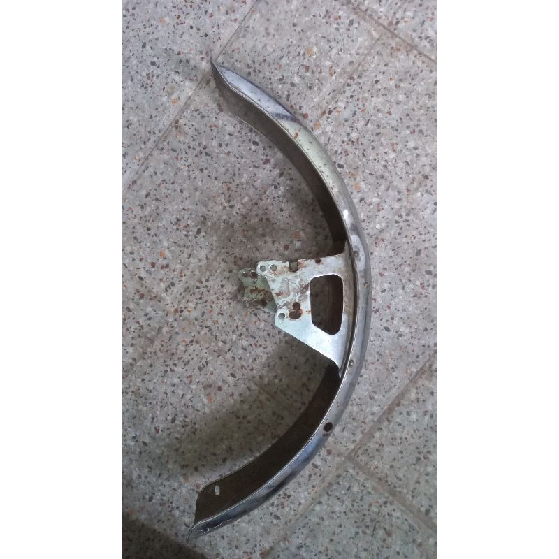 Spakbor slebor depan gl 100 original