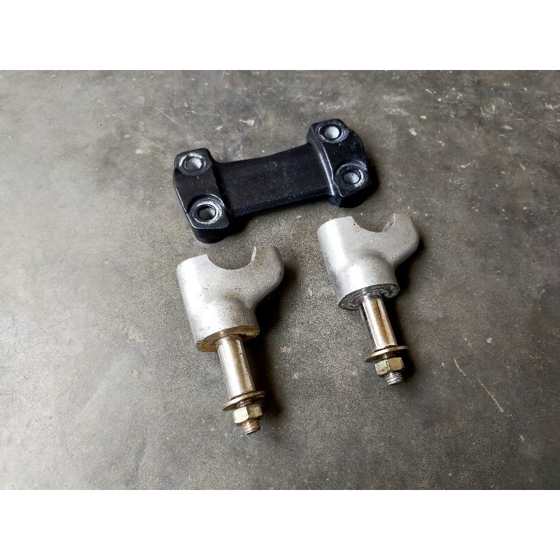 Dudukan Raiser Stir Stang Honda CRF dan Klem Stir Atas Megapro Mono CB150R Lama Original Bekas Copot