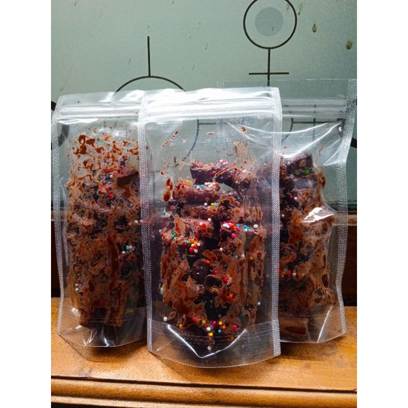 

keripik lumpia coklat lumerr