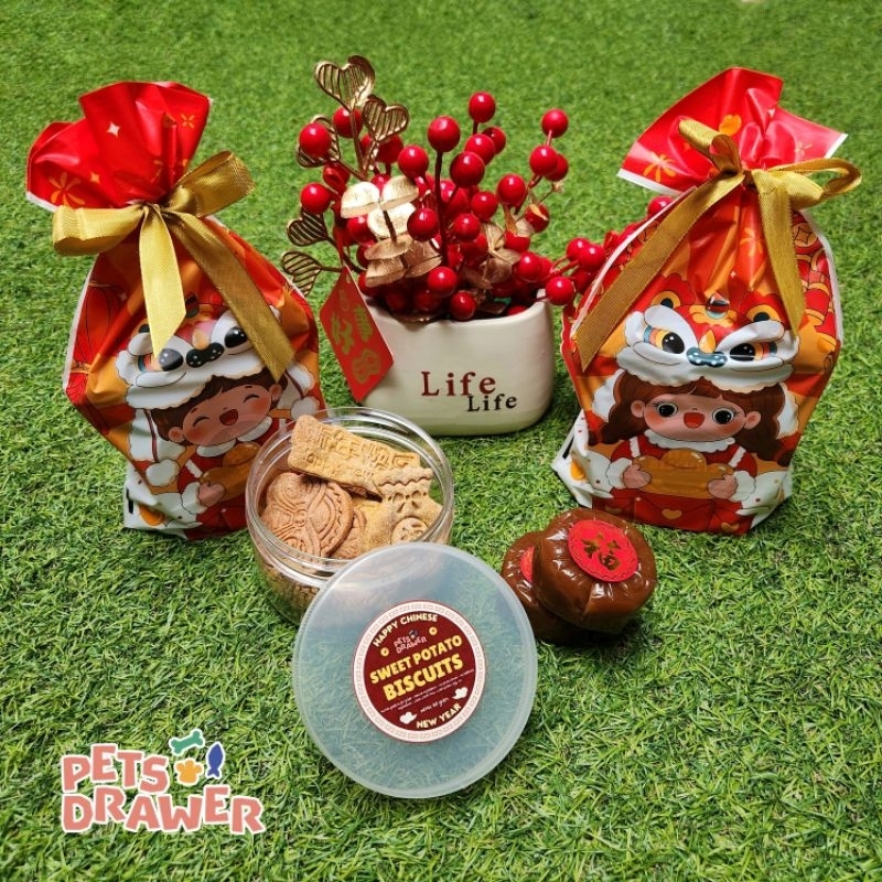 Chinese Lunar New Year Hampers for Dog / Hadiah Imlek untuk Anjing / Sweet Potato Biscuits / Biskuit