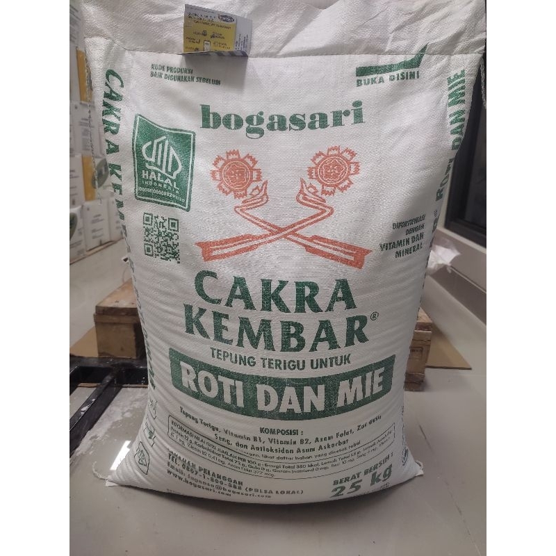 

tepung terigu cakra kembar 25 kg