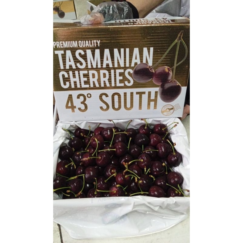 

Buah Cherry tasmanian box manis super 30 -32 2 kg