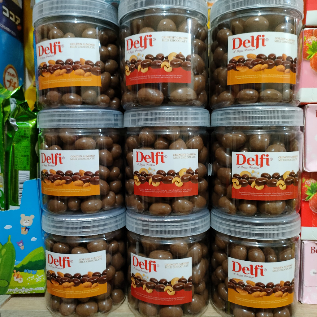 

Coklat Delfi Toples Ukuran 600ml