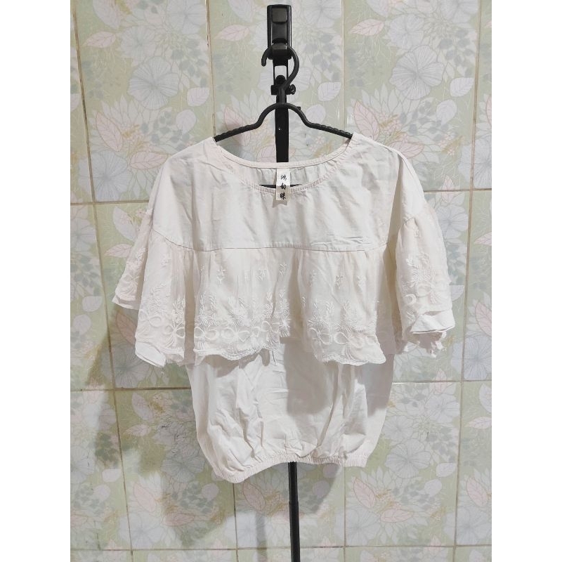 Blouse Putih Korea