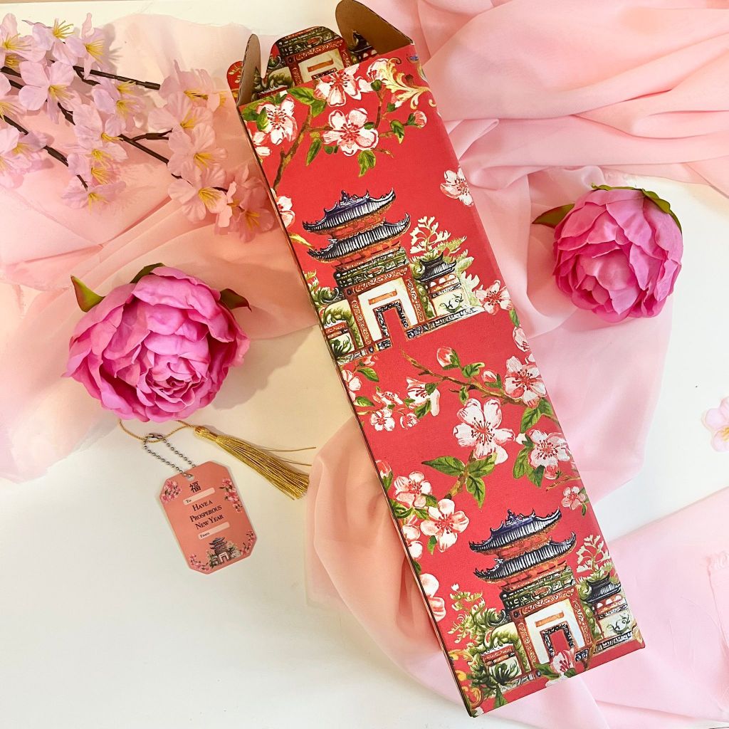 

Imlek Prosperity Box -packaging imlek motif bunga merah