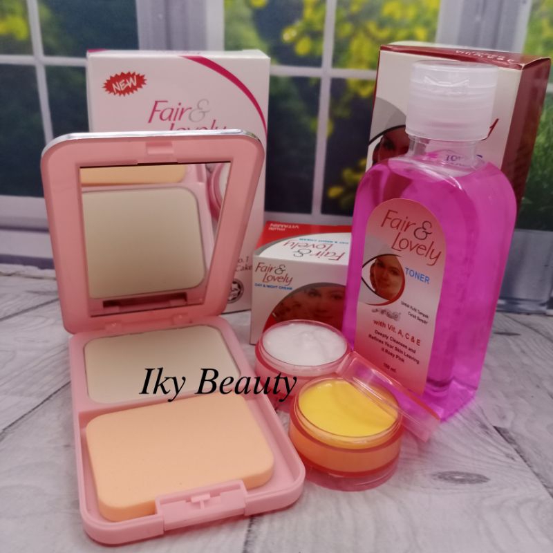 FAIR & LOVELY 4in1 ( krim Siang, Malam , Toner , Bedak )
