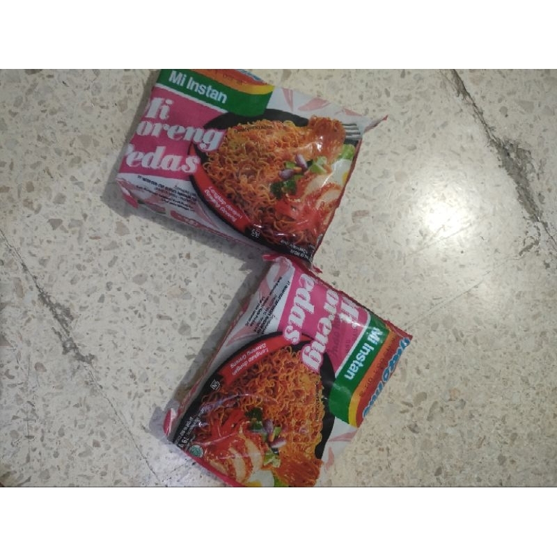 

Ready!! (MIX) Indomie Goreng Kriuk Pedas 85gr dan Indomie Goreng Pedas 85gr