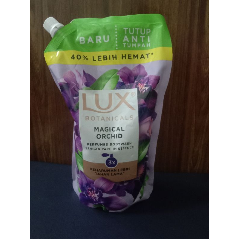 Sabun Mandi Lux Cair