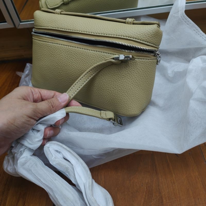 Tas Selempang Kulit Coklat