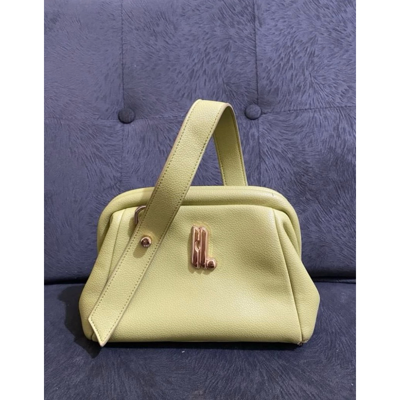 heylocal preloved osaka bag