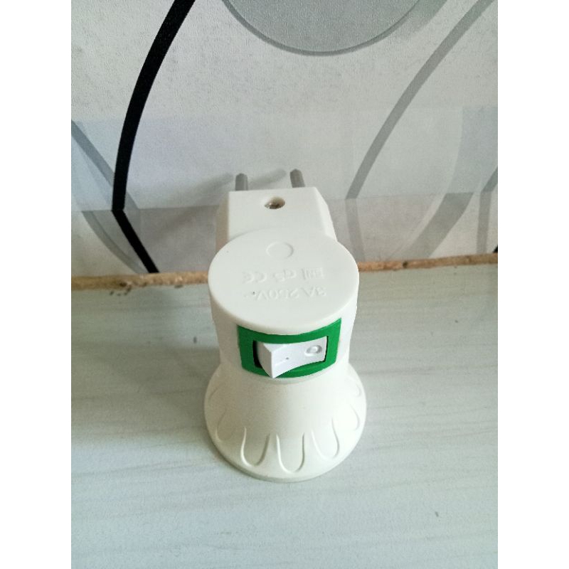 Fitting Colokan listrik lampu Saklar ON/OFF