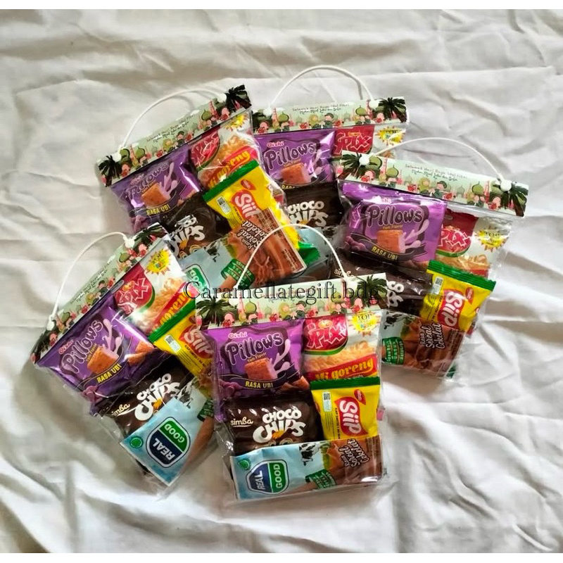 

Bingkisan Lebaran / Ulang Tahun - Bingkisan Ultah - Snack Ultah Anak
