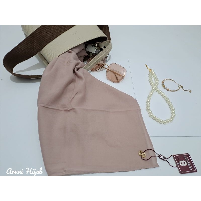 UMAMA SCARVES VOAL TRYSPAN STICTCH / UMAMA VOAL POLOS SEGI EMPAT / HIJAB POLOS BAHAN VOAL / UMAMA SC