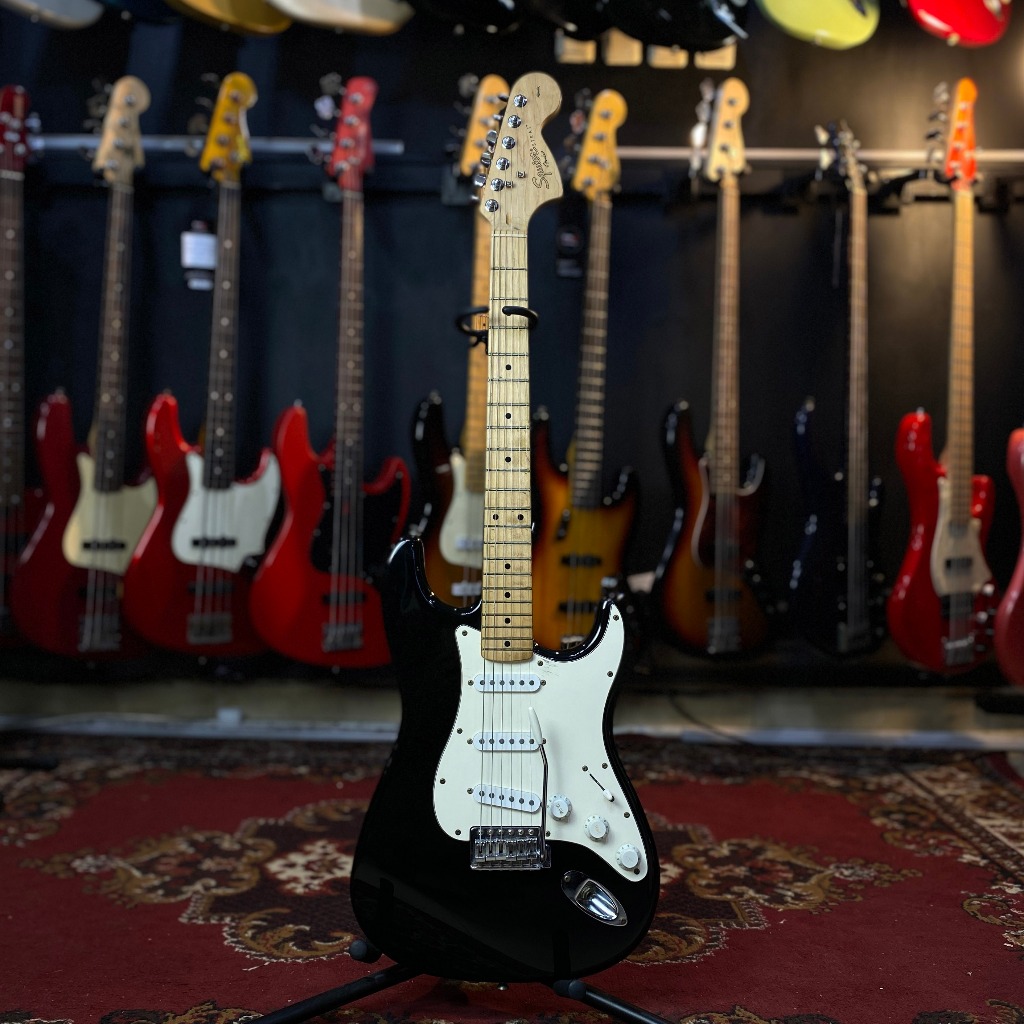 Squier Stratocaster Affinity Series Black Second/Bekas