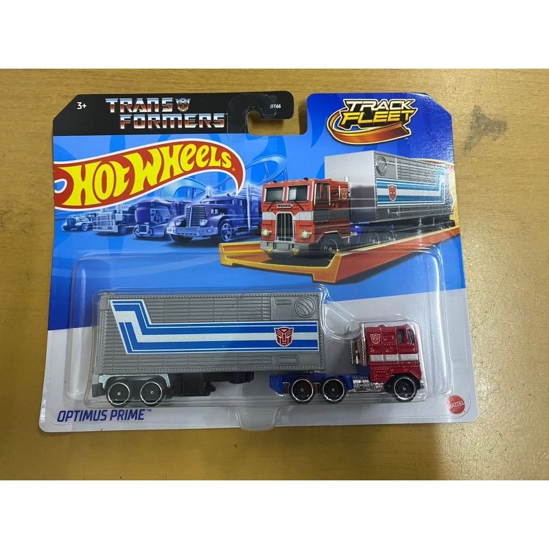 HOT WHEELS OPTIMUS PRIME