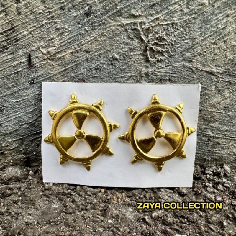 Pin kerah pelayaran maritim logo baling-baling - monogram pelayaran logo baling-baling