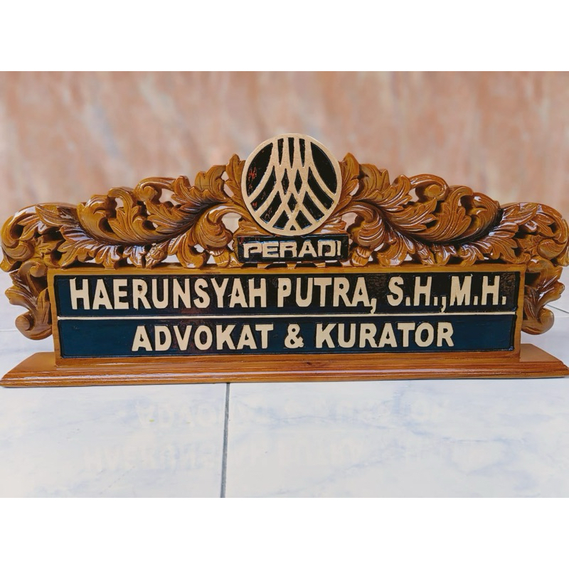 Papan nama meja ukir / papan nama kayu jati