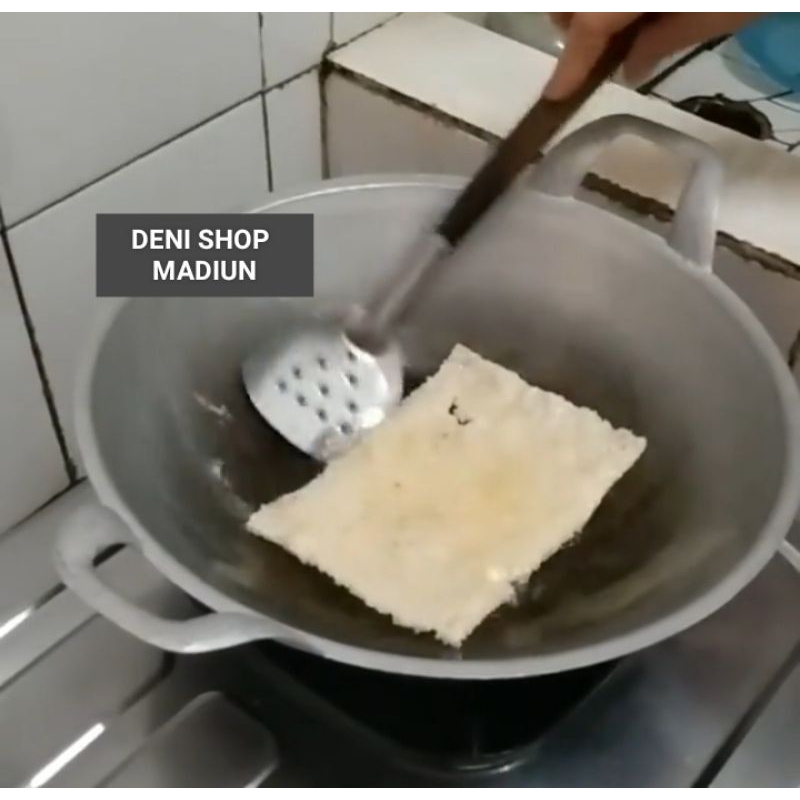 Forcysn Oleh Oleh Khas Madiun [1 Kg] Kerupuk Puli/ Krupuk Gendar/ Lempeng Asli Madiun