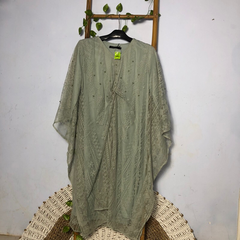 Kaftan wanita Brand Connexion