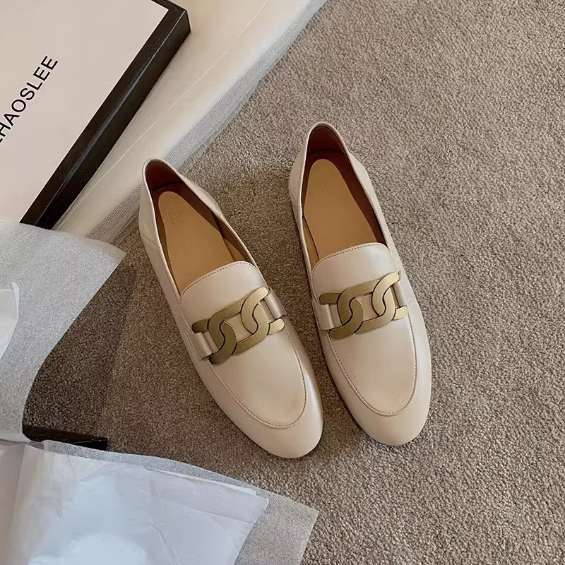 Isarli Shoes - Sepatu Flat Loafer Wanita/1055-1 -  Sepatu Loafer Simple Wanita