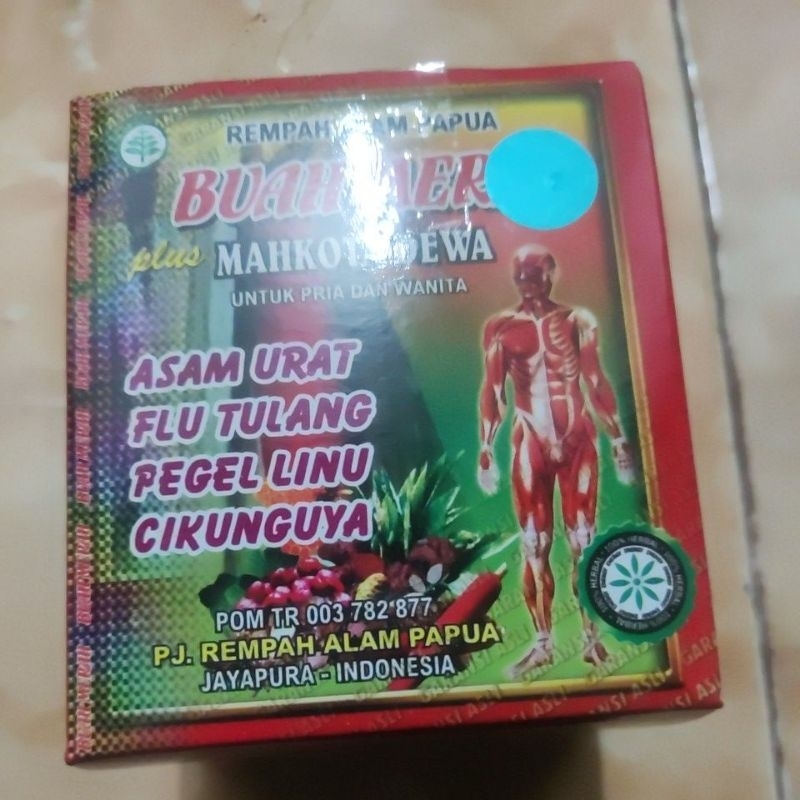 

Buah merah plus mahkota dewa