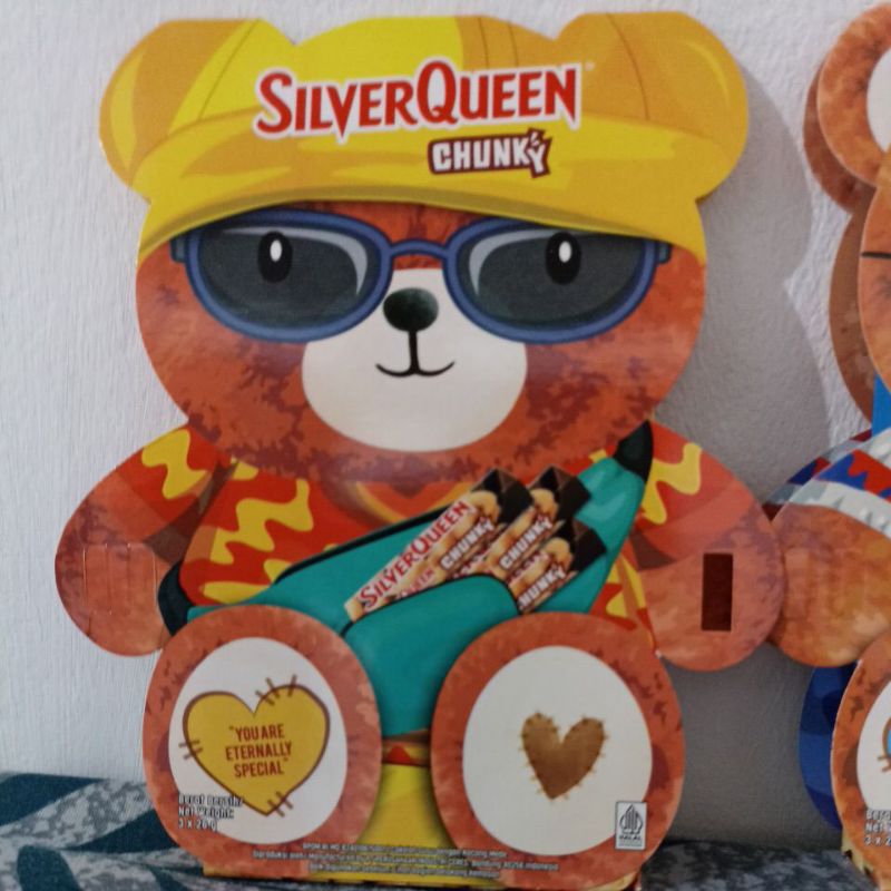 

2025 COKLAT SILVERQUEEN BONEKA TEDDY bear LOVE VALENTINE DAY EDITION EDISI VALENTIN COKELAT KADO PACAR GIFT