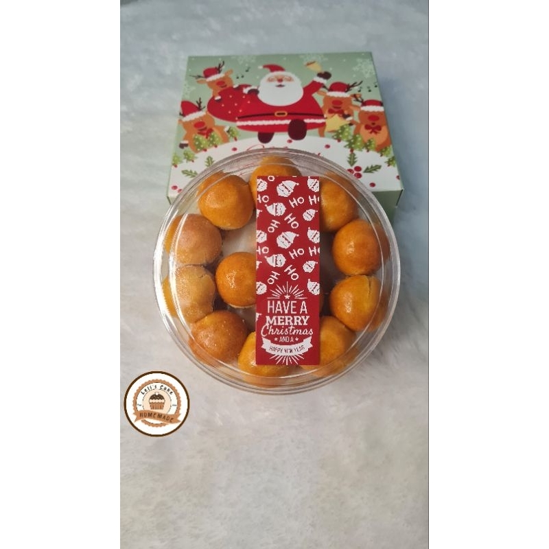 

Hampers Paket Imlek Kue Kering Nastar Wisjman Asli