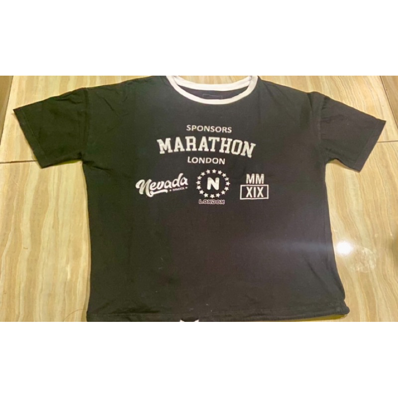 T-shirt Nevada Wanita Black