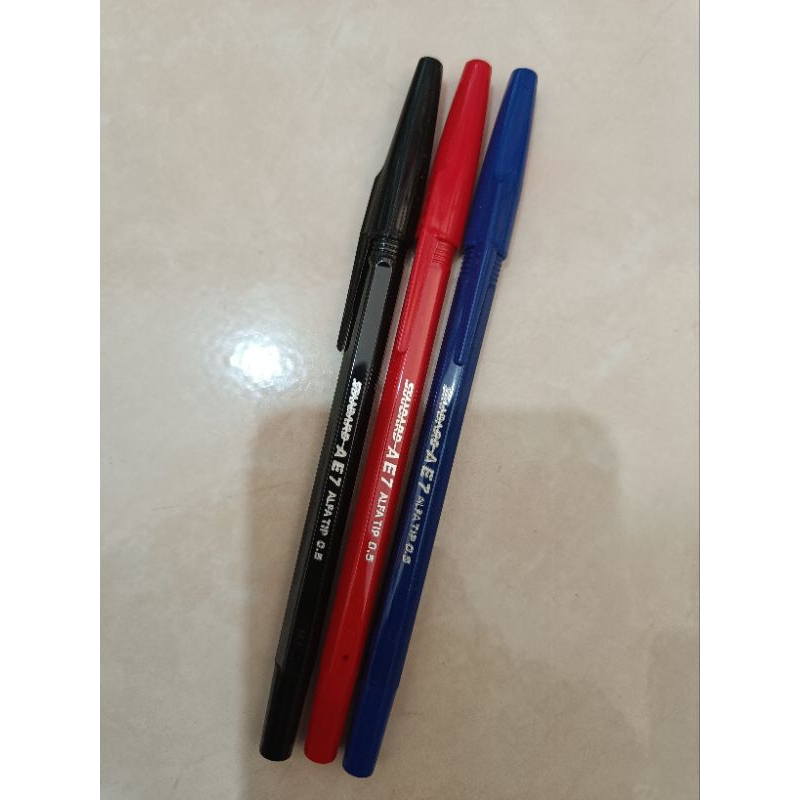 

Pulpen Standard AE7 hitam/biru/merah - 0,5 mm - satuan - lusinan