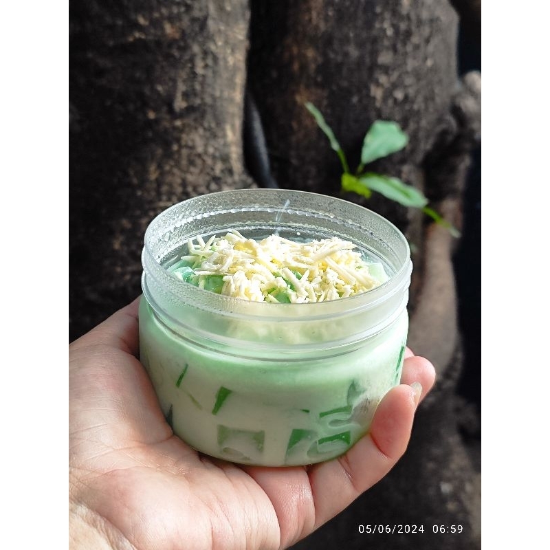 

Buko Pandan Kelapa Muda