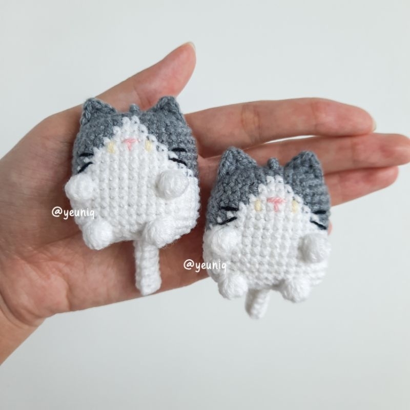 Mini Tofu Cat Milk Cotton Amigurumi Bag Charm Keychain | Gantungan Kunci Boneka Rajut by YEUNIQ