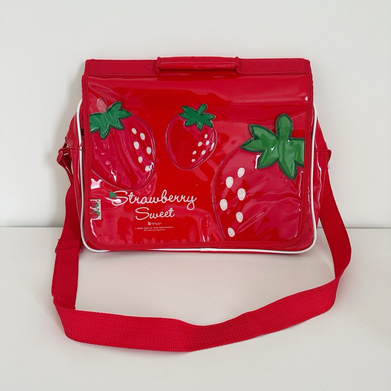 [PRELOVED] Tas Laptop / Kerja / Les / Buku Strawberry Anak Kecil