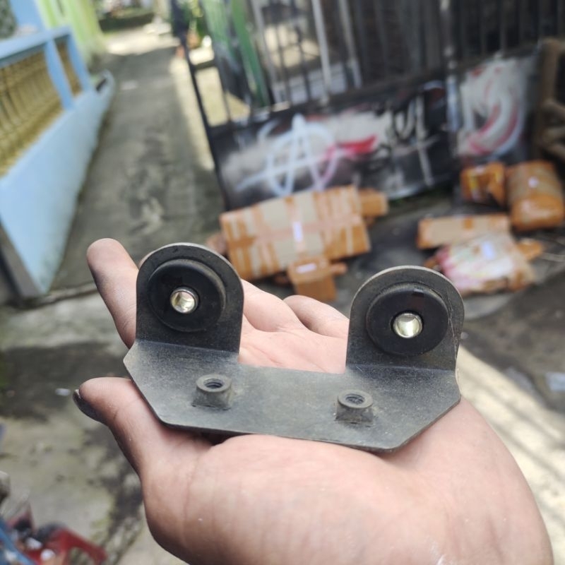 dudukan lampu belakang Yamaha f1zr original