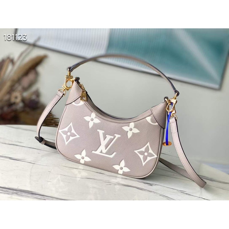 Tas Elvi Bahu