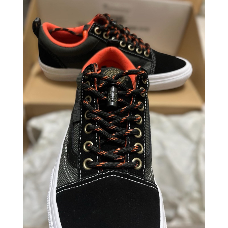 vans oldskool x spitfire skate pro