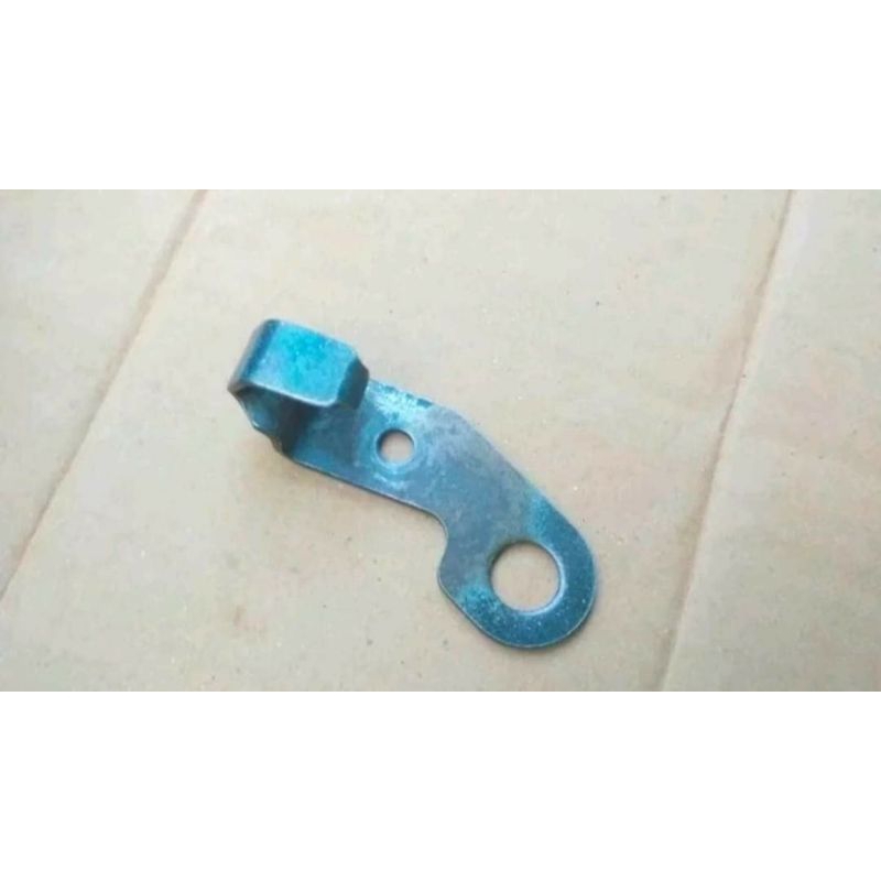 Bracket helm /cantolan helm f1zr