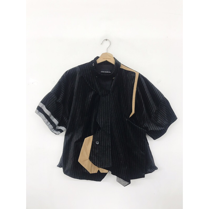 OLINE WORKROBE - CHIKAI LITE OUTER IN STRIPE BLACK LIMITED