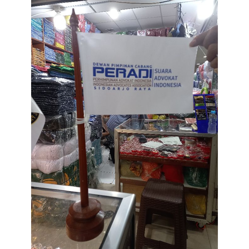 

Ting Bendera Meja + Bendera PERADI SAI / Peradi OTTO Dan Lain Lain