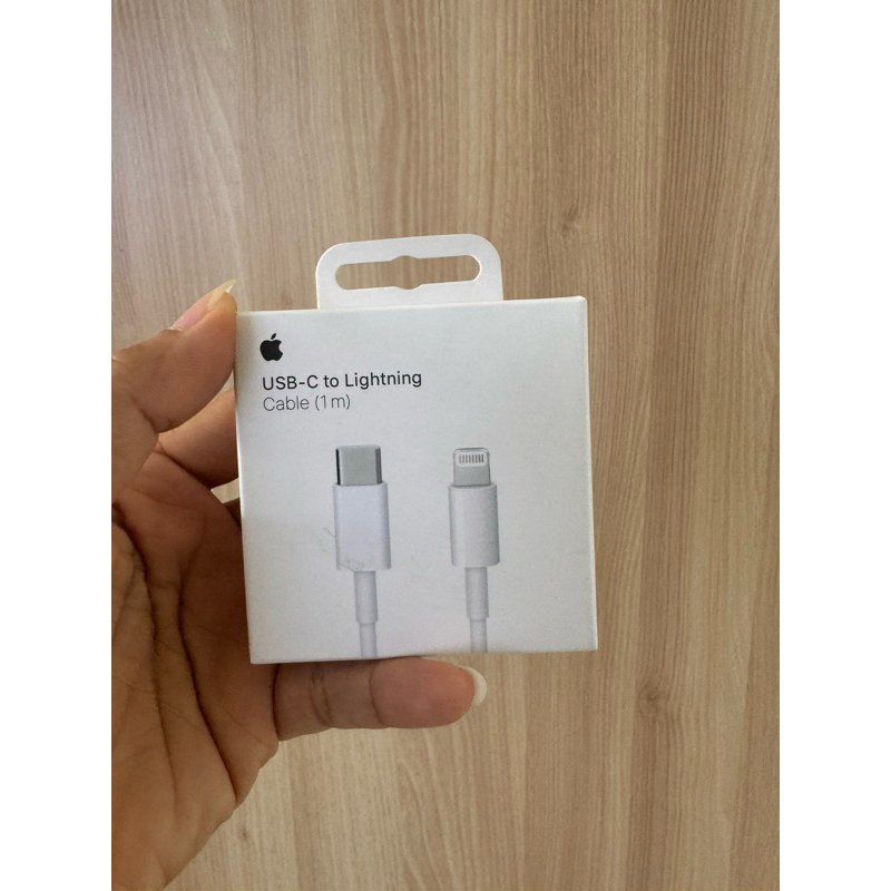 apple USB C TO LIGHTNING