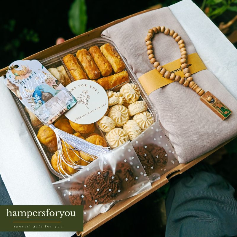

Zafier Hampers Kue Kering | Ramadhan | Lebaran | Idul Fitri | Kue kering | Nastar | Kastengel | Sagu Keju | Hampers Murah | Ready Gosend Bandung