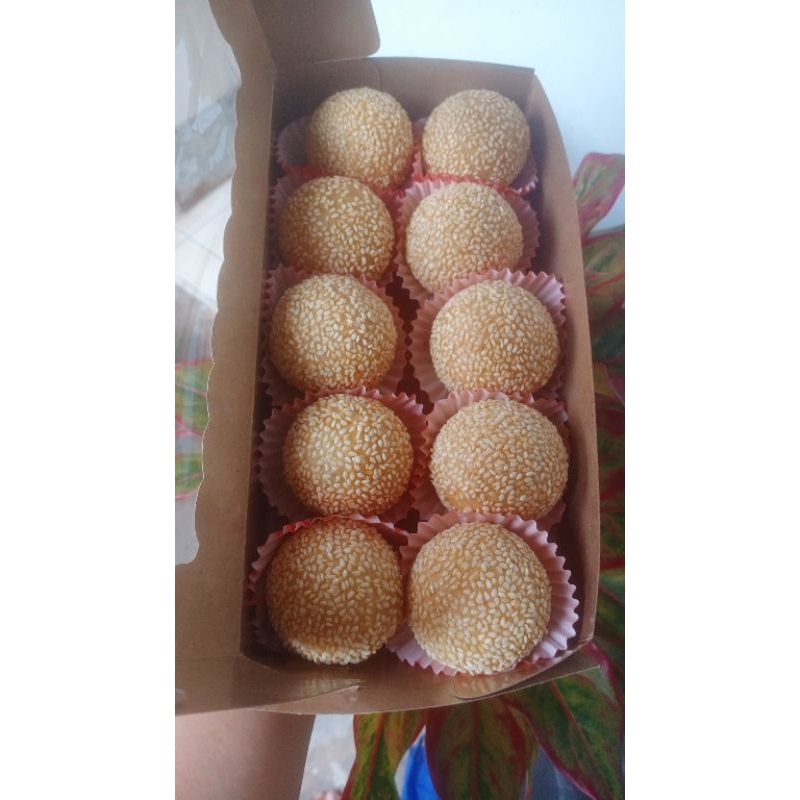 

onde-onde kacang hijau isi 10 pcs