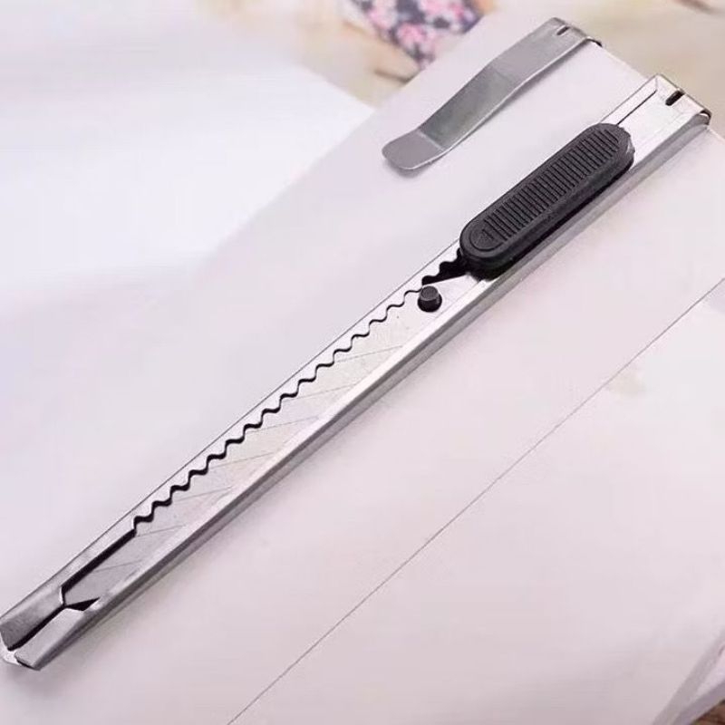 

￼Pisau Cutter Besi Mini / Pisau Cutter Stainless / Cutter Stainless Cutter Renceng Termurah ART Knife Sharp Portable Mini Auto-lock PRECISION KNIFE